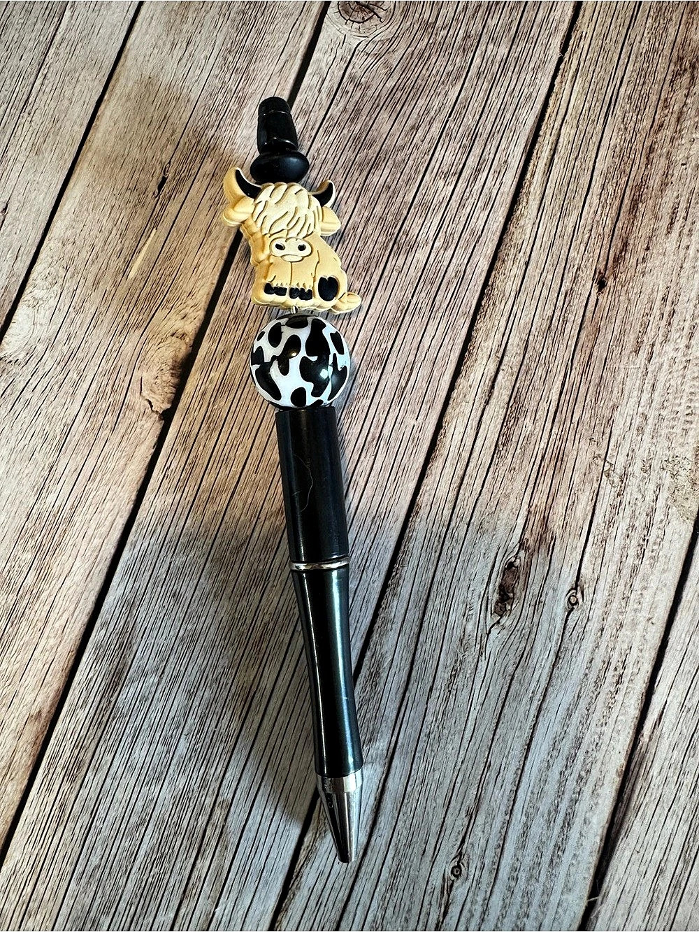 Highland Cow Beaded Pen